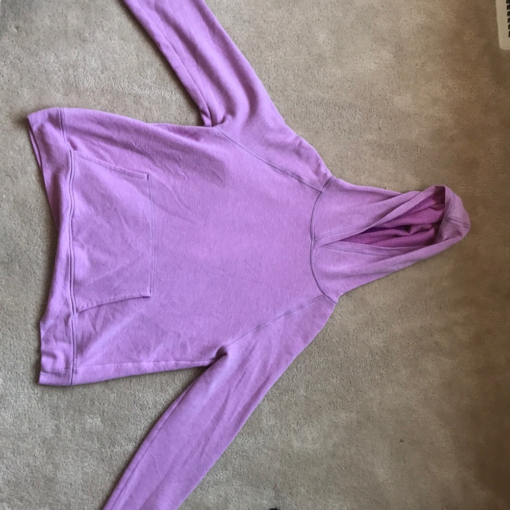Athletic sweatshirt
